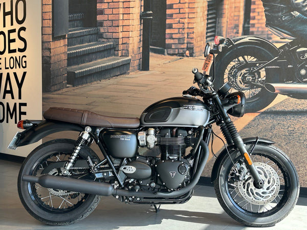 Triumph Bonneville T120 Black, 2021